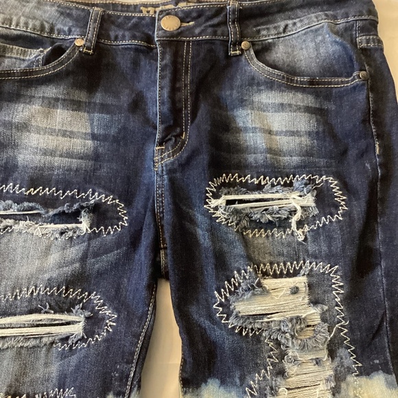 VIP DISTRESSED REPAIR DENIM SHORTS  ( Size: 13/14) ( Multi Color Blu)  PREOWNED - Picture 2 of 4